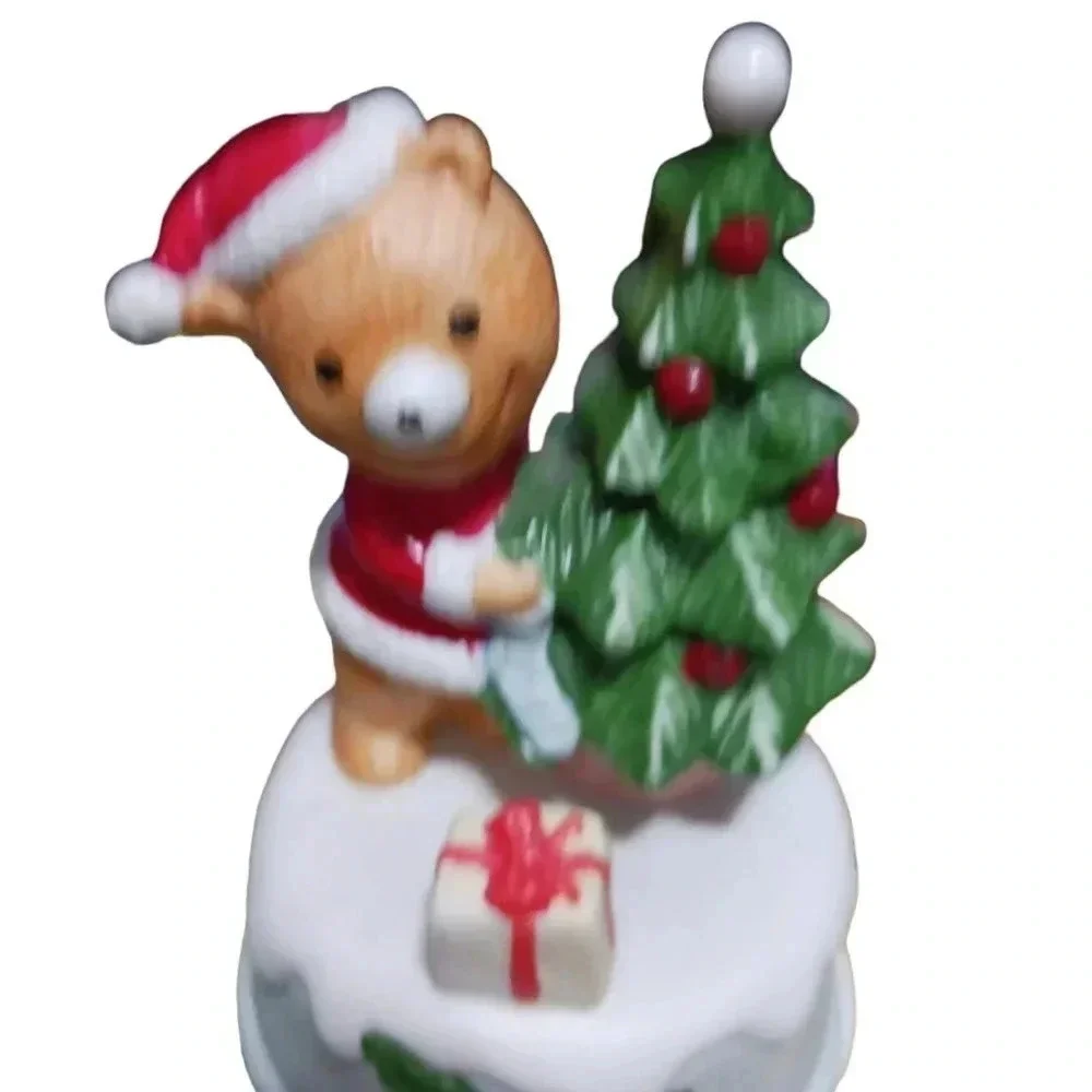 Christmas bear figurine w/musical revolving